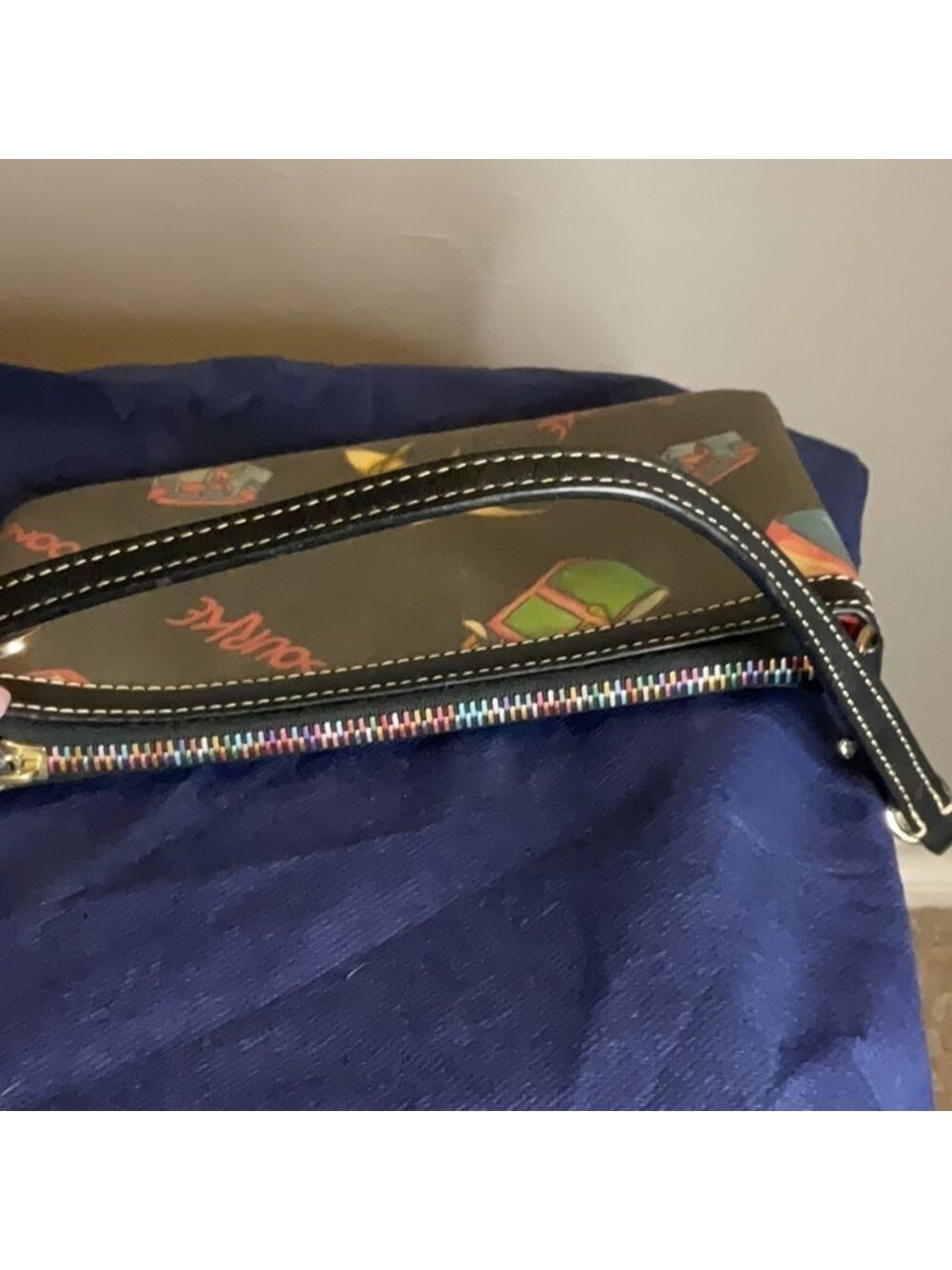 Dooney & Bourke Large Slim Wristlet - Picture 6 of 7